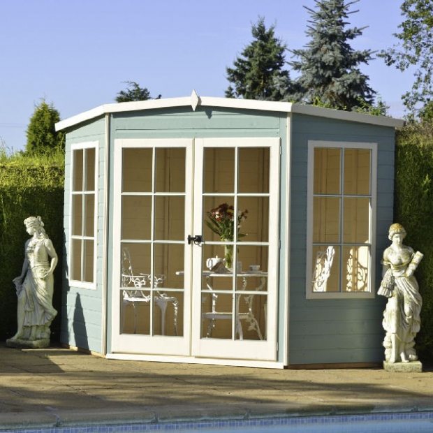 Customer Stories: The Shire Hampton Corner Summerhouse