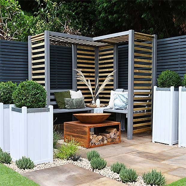 Top Garden Structures For Entertaining Outdoors