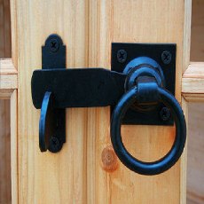 8x8 Shire Hampton Premium Corner Summerhouse - Door lock