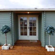 26 x 14 Shire Elveden Log Cabin - Welcoming entrance