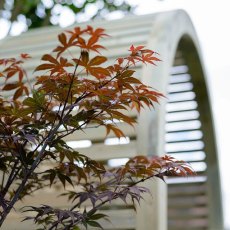 Grange Contemporary Garden Arbour - close up of curved roof