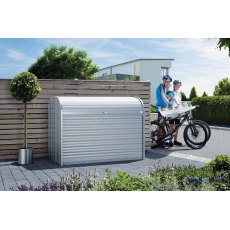 5 x 3 Biohort StoreMax 160 - lifestyle image with cyclists