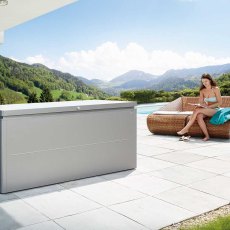 7 x 3 Biohort LoungeBox 200 - Metallic Silver in situ