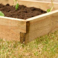 3x3 Forest Caledonian Small Raised Bed - Pressure Treated - close of up corners