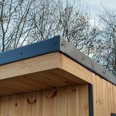 8x9 Forest Xtend 2.5 Insulated Garden Office - close up of front roof overhang