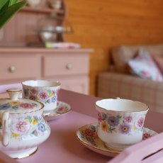 4mx3m Mercia Home Office Log Cabin (28mm To 44mm Logs) - in situ, tea and coffee
