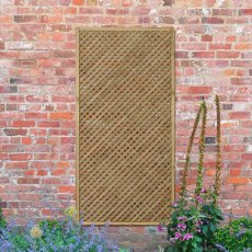 3ft High Forest Wisley Lattice Trellis - In Situ