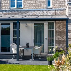 13 X 8 (4.0m X 2.5m) Deponti Bosco Veranda Black - in situ, front