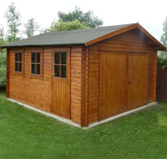 Shire Bradenham Log Cabin