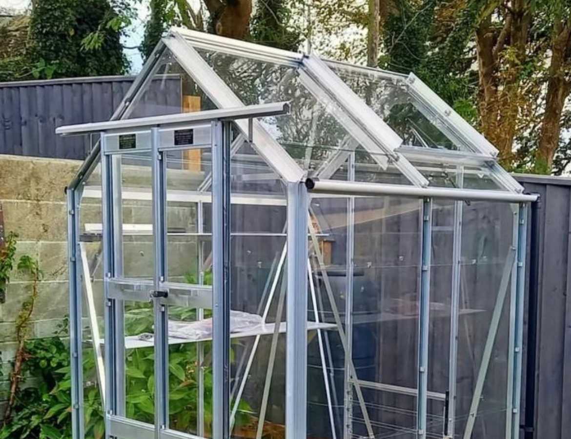 Elite Greenhouse Assembly